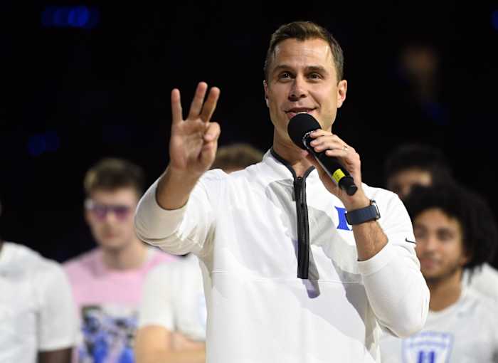 Duke basketball head coach Jon Scheyer